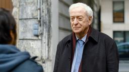 Der ehemalige Uni-Professor Matthew Morgan (Michael Caine) hat seit dem Tod seiner Frau nicht mehr viel Kontakt zu anderen Menschen.