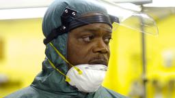 Der Ex-Cop Tom Cutler (Samuel L. Jackson) arbeitet als Tatort-Reiniger.