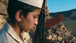 Der kleine Niaz (Niaz Khan Shinwari) hat keine Lust darauf, als Waffenmacher sein Geld zu verdienen.