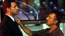 Der Mafioso Winston King (Dustin Hoffman, re.) gibt Jake (Edward Burns) klar zu verstehen, dass er ihn in der Hand hat.