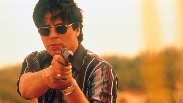 Bild: ARD Degeto Der Polizist Javier Rodríguez (Benicio Del Toro) riskiert sein Leben.
