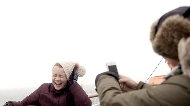 Bild: WDR/B-Reel Films Greta auf der Hochseeyacht