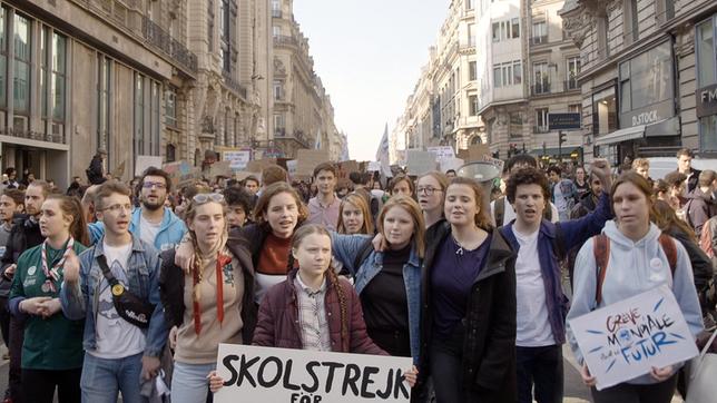 Mit ihrem Schulstreik hat Greta die weltweite Jugendbewegung FRIDAYS FOR FUTURE in Gang gesetzt. 