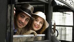 Die junge Lebedame Delysia Lafosse (Amy Adams) liebt den armen Barpianisten Michael (Lee Pace).