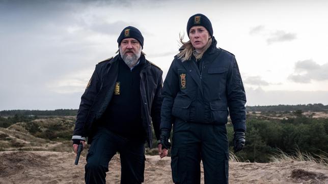 Bild: ARD Degeto/Manju Sawhney Die Polizistin Ida Sörensen (Marlene Morreis) und ihr Kollege Magnus Vinter (Nicki von Tempelhoff) sind einem Serienmörder auf der Spur.