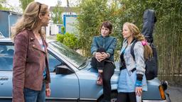 Alte Sachen kommen wieder hoch: Alice (Sophie von Kessel, li.), Sascha (Nicolette Krebitz, Mitte) und Karla (Katja Riemann) müssen sich zusammenraufen und treffen sich zur ersten Probe.