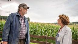 Gottfried Häberle (Christian Pätzold) und Elisabeth Rossbauer (Franziska Küpferle) sind beim Streiten ein eingespieltes Team.