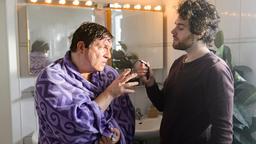 Hendrik (Florentin Will) macht Armin (Francis Fulton-Smith) das Leben schwer.