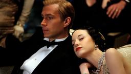 Ihre Liebe - Skandal und Jahrhundert-Romanze: Wallis Simpson (Andrea Riseborough) und König Edward VIII. (James D’Arcy).