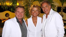 Immer für seine Gäste da: Hotelmanager Markus Winter (Christian Kohlund, re) mit Gabriele (Uschi Glas) und Ferry (Fritz Wepper).