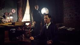 In Prof. Moriarty (Andrew Scott) hat Sherlock (Benedict Cumberbatch) einen ebenbürtigen Gegenspieler, der vor nichts zurückschreckt.