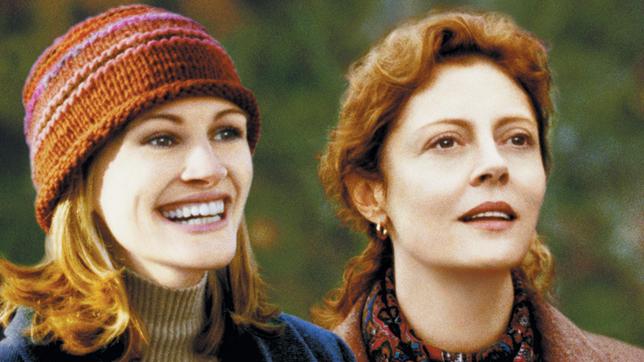 Bild: ARD Degeto/1998 Global Entertainment Productions Isabel Kelly (Julia Roberts, li.) und Jackie Harrison (Susan Sarandon).