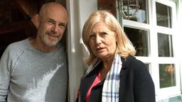 Isabel von Brede (Sabine Postel) findet bei ihrem Jugendfreund Nils Kamen (Peter Kremer) nicht nur Informationen für ihren Fall.