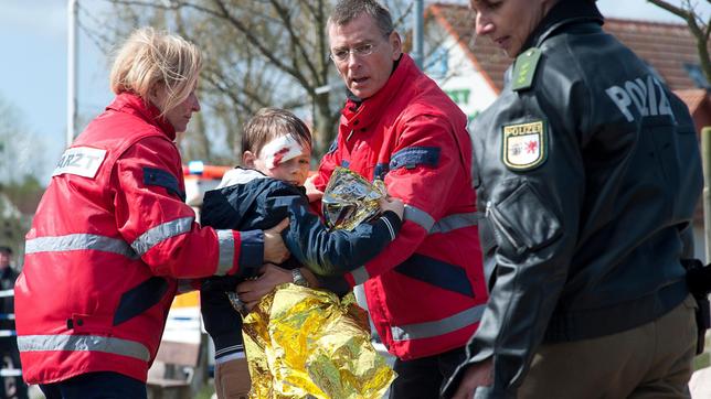 Bild: NDR/Oliver Feist/Degeto Jakob (Arne Wichert) will zu seiner Mutter.