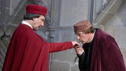 Kardinal Della Rovere (Rainer Bock, li.) empfängt den Kaufmann Jakob Fugger (Herbert Knaup)