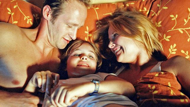 Karen (Katharina Böhm), Christoph (Stephan Kampwirth) und Kim (Leslie-Vanessa Lill) 