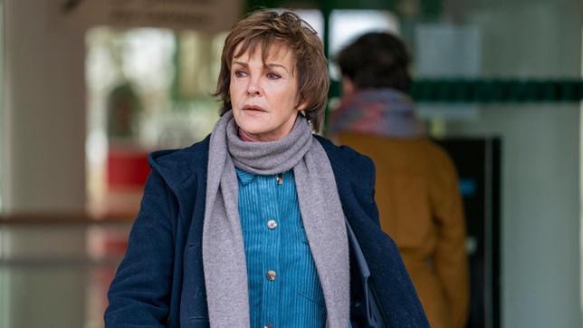 Bild: NDR/Oliver Feist Katrin Sass ist Karin Lossow
