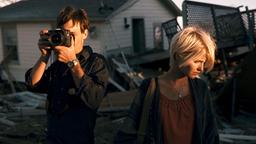 Monsters: Andrew Kaulder (Scoot McNairy) mit Samantha "Sam" Wynden (Whitney Able)