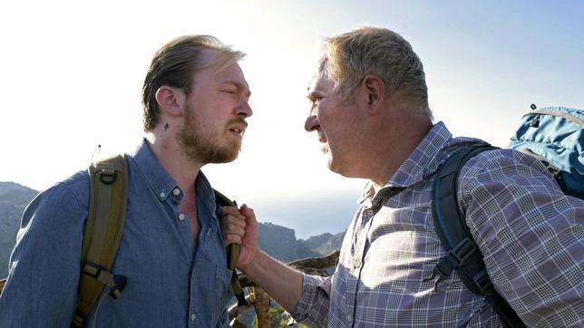 Klaus (Harald Krassnitzer) und Sohn Mark (Tino Mewes)