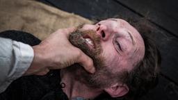 Kommissar Wouters (Steve Driesen) in großer Gefahr.
