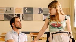 Lehrer Bruno (Moritz Bleibtreu) hat sich an seiner Schülerin Johanna (Jennifer Ulrich) vergriffen.