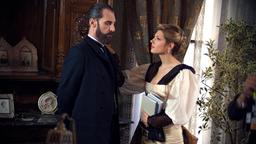 Lou Salome (Katheryn Winnick) und Dr. Josef Breuer (Ben Cross) 