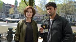 Lucienne Hassell (Maimie McCoy, li.) ermittelt mit ihrem Kollegen Eddie Suleman (Azan Ahmed, re.).