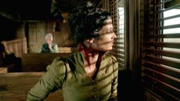 Madelaine (Eva Green) versucht, dem brutalen Delarue zu entkommen.