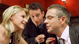 Mit allen Mitteln versucht Max (Heio von Stetten, Mitte) eine Affäre zwischen Anna (Sophie Schütt) und Robert (Florian Fitz) zu verhindern.