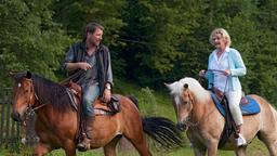 Mit ihrem neuen Verehrer Max (Michael Fitz) erlebt Veronika (Saskia Vester) seit langer Zeit wieder einmal unbeschwert-romantische Stunden.