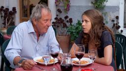 Nike Rabenthal (Alice Dwyer) und ihr Vater Abraham (Vadim Glowna)