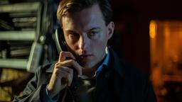 Nico Klockzien (Alexander Finkenwirth) wird bedroht.