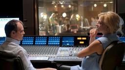Oscar (Johannes Allmayer) und Katja (Isabell Gerschke) sind Größen im Musikgeschäft.