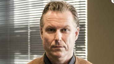 Bild: ARD Degeto/UFA Fiction/Gary Moyes Polizeichef Caleb Hale (Dirk Borchardt)