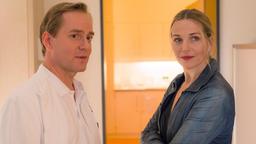 Rivalität unter Kollegen: Nora Kaminski (Tanja Wedhorn) bekommt schon bald Ärger mit Dr. Heckmann (Patrick Heyn).