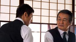 Sasaki (Tsutomu Yamazaki, re.) gibt seinem Schüler Daigo (Masahiro Motoki) einen guten Rat.