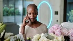 Solveig (Florence Kasumba) gehört zum Kreis der Verdächtigen.