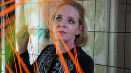 Susanne Bleibtreu (Katrin Wichmann) leitet die Escape-Games Firma.