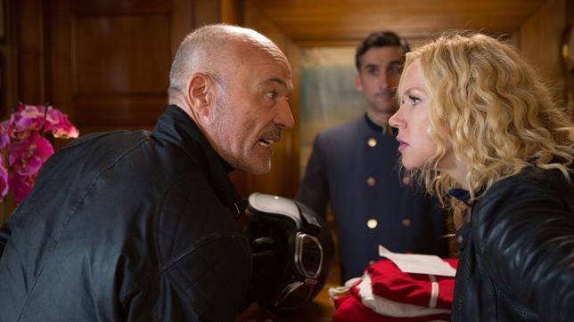 Bild: ARD Degeto/Mark Popp Ulla (Veronica Ferres) und Jan (Heiner Lauterbach) im Dauerclinch.