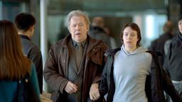 Van Veeteren (Sven Wollter) und Moreno (Eva Rexed) 