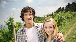 Während ihre Eltern sich streiten, entspinnt sich zwischen David (Laurence Rupp) und Marie (Alina Fritsch) eine innige Liebe.