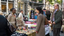 EIN SOMMER IN NEW YORK: Walter (Richard Jenkins) macht Zainab (Danai Gurira) mit Mouna (Hiam Abbas), der Mutter ihres inhaftierten Freundes, bekannt.