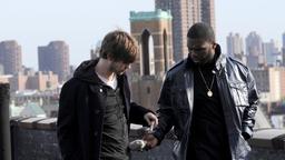 White Mike (Chace Crawford) macht Geschäfte mit dem skrupellosen Großdealer Lionel (Curtis Jackson alias ‘50 Cent’).
