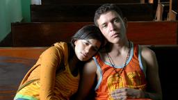 Willy (Edgar Flores) und Sayra (Paulina Gaitán) 