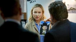 Wo ist der Mann der Ermordeten? Sims (Fern Sutherland) kommt einem weiteren Verbrechen auf die Spur.