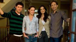 Zu perfekt um wahr zu sein: Der dynamische Steve (David Duchovny, re.) und seine attraktive Frau Kate (Demi Moore, 2. v. re.) sowie ihre beiden jugendlichen Kinder Mick (Ben Hollingsworth) und Jenn (Amber Heard) machen stets einen glänzenden Eindruck.