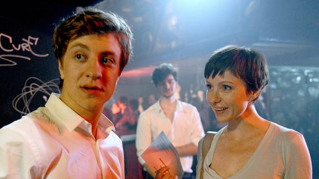Bild: MDR/ORF/Hubert Mican Am Ende des Sommers: Ben (Thomas Schubert) und Sylvia (Julia Koschitz) sind ein gutes Team.