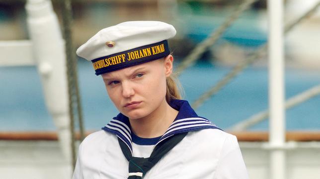 Lilly Borchert in ihrer Uniform