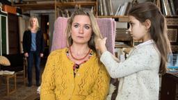 Inga (Silke Bodenbender) blickt in ihre Vergangenheit: Warum kann Tuva (Pauline Knof) ihre Tochter (Helena Pieske) nicht lieben.