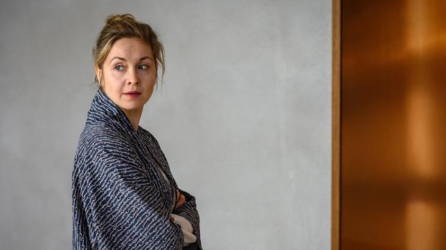 Bild: NDR/Andreas Schlieter Kocht ihr eigenes Süppchen: Lucia (Valery Tscheplanowa)